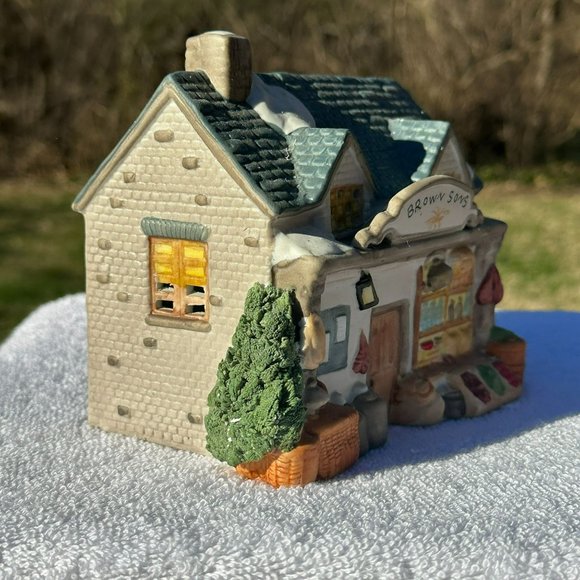 Lemax Dickensvale Brown & Son's Christmas Village Lighted Building from 1991 - Picture 9 of 11